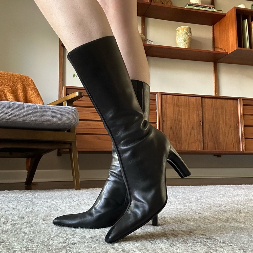 Donald J Pliner | Italian Leather Mid Calf Pointed Toe Boots | Size 7